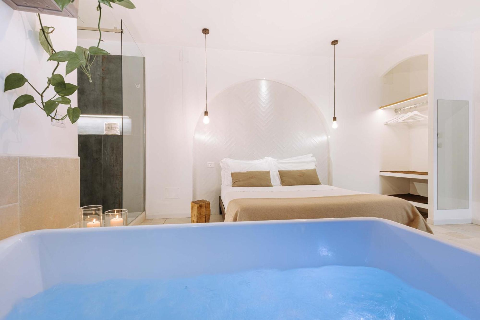 Dirium - Exclusive Rooms Monopoli Luaran gambar