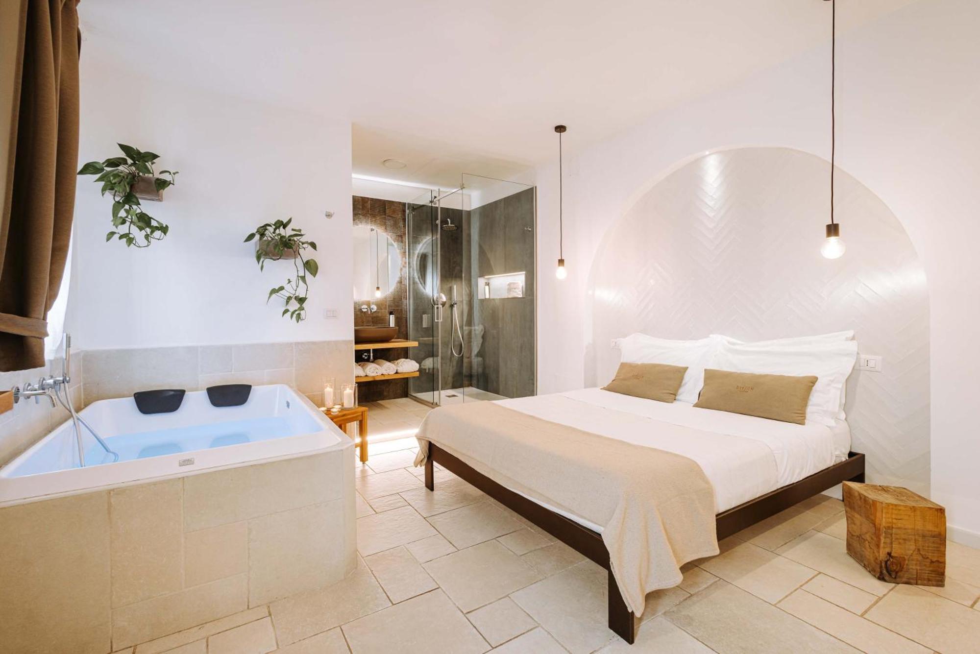 Dirium - Exclusive Rooms Monopoli Luaran gambar